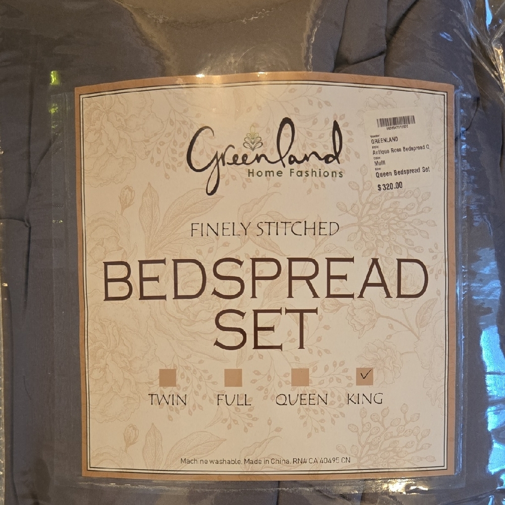 Finely Stitched King Bedspread Set